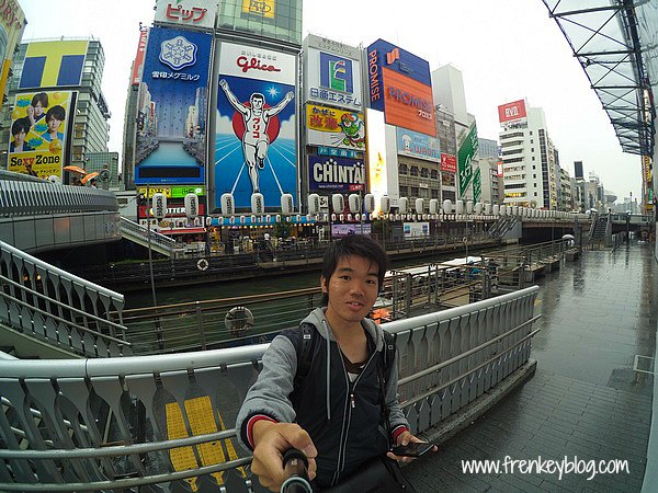Foto Wajib di Glico Man - Dotonbori
